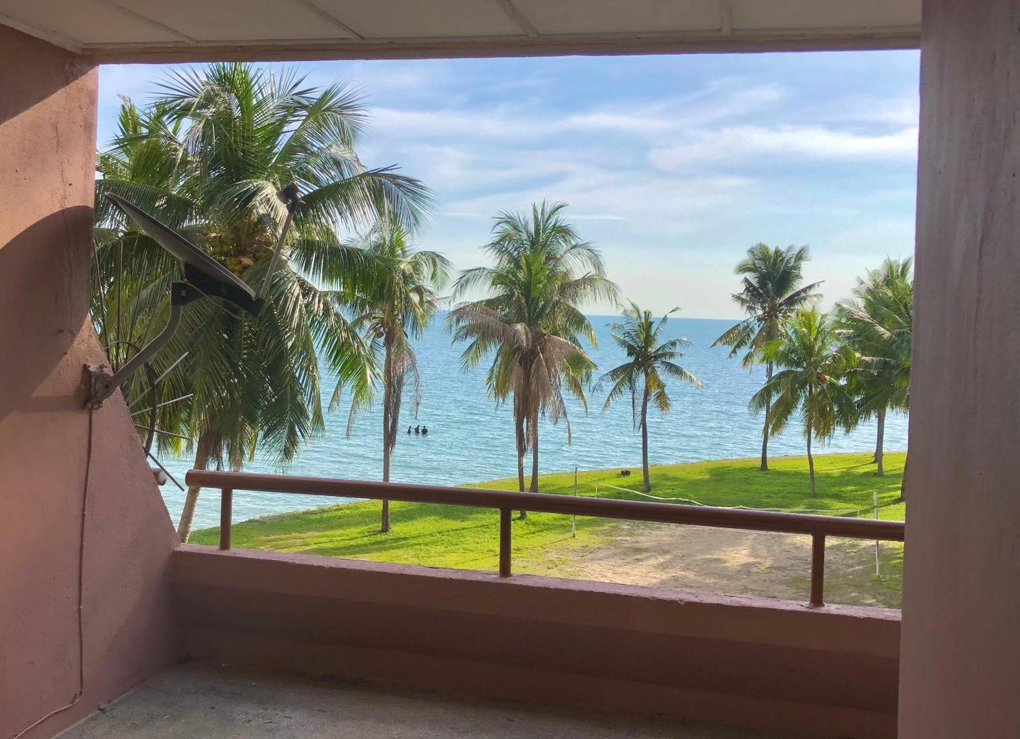 Ferienwohnung Pd Infront Seaview Port Dickson Exterior foto